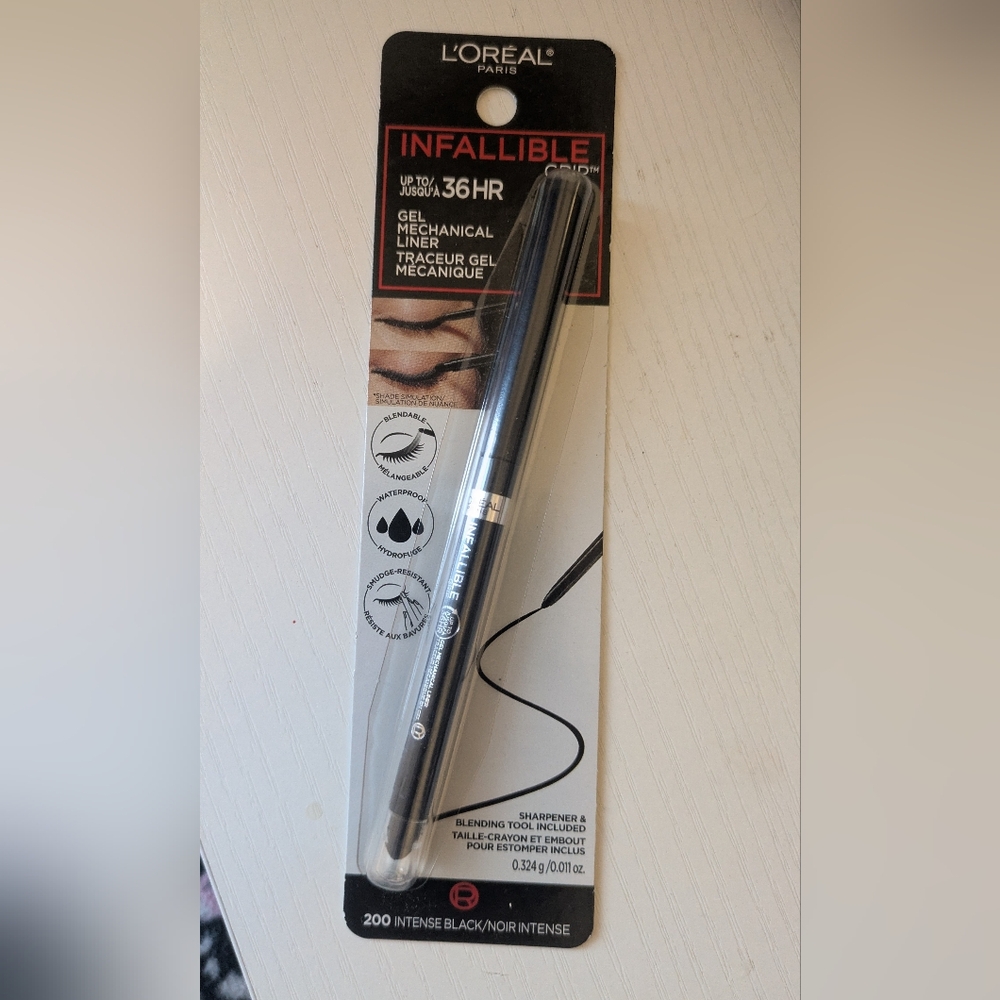 NWT L'Oreal Infallible Intense Black Gel Liner